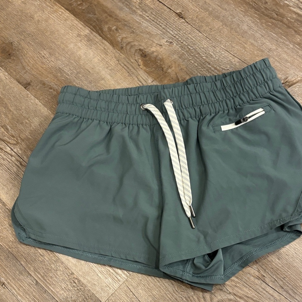 Vuori Athletic Shorts with Drawstring